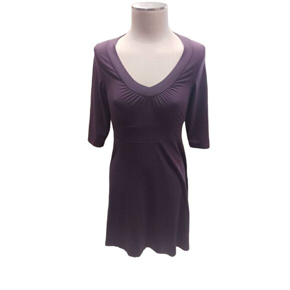 Eddie Bauer liliy balance spf 50 + Knit dress in plum - Picture 2 of 3